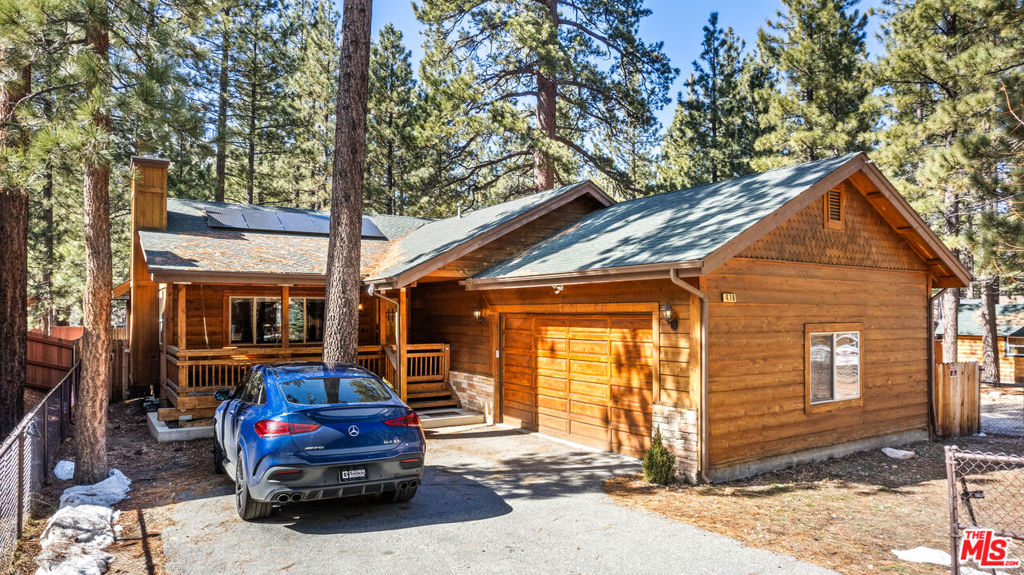 416 Mountainaire Lane Property Photo 1