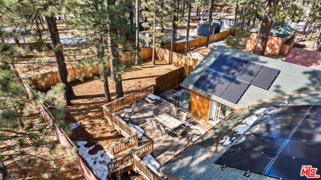416 Mountainaire Lane Property Photo 6