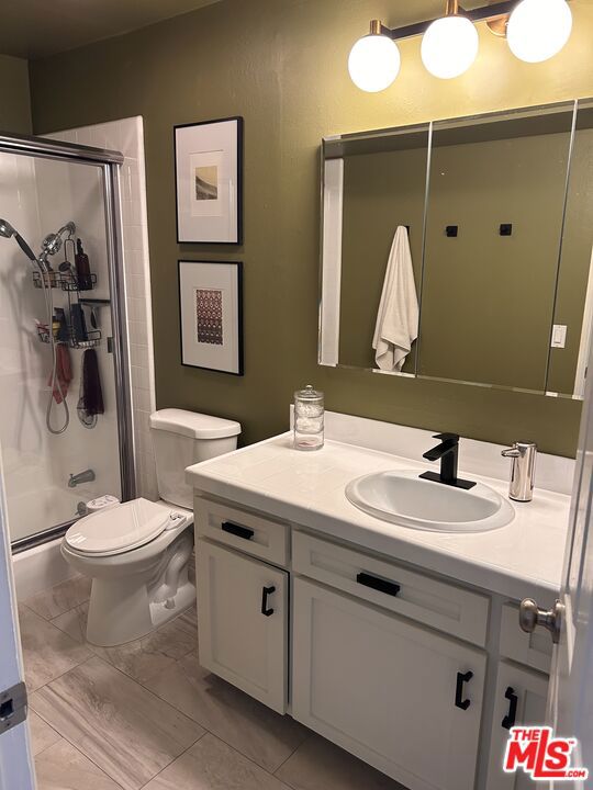 7239 Marina Pacifica Drive S Property Photo 9