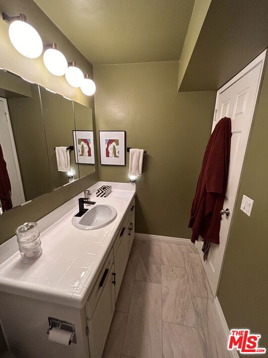 7239 Marina Pacifica Drive S Property Photo 11