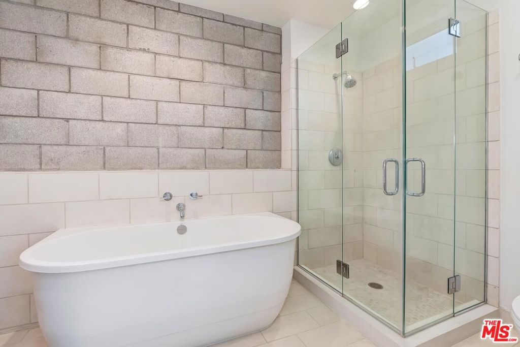 3450 Cahuenga Boulevard 801 Property Photo 20