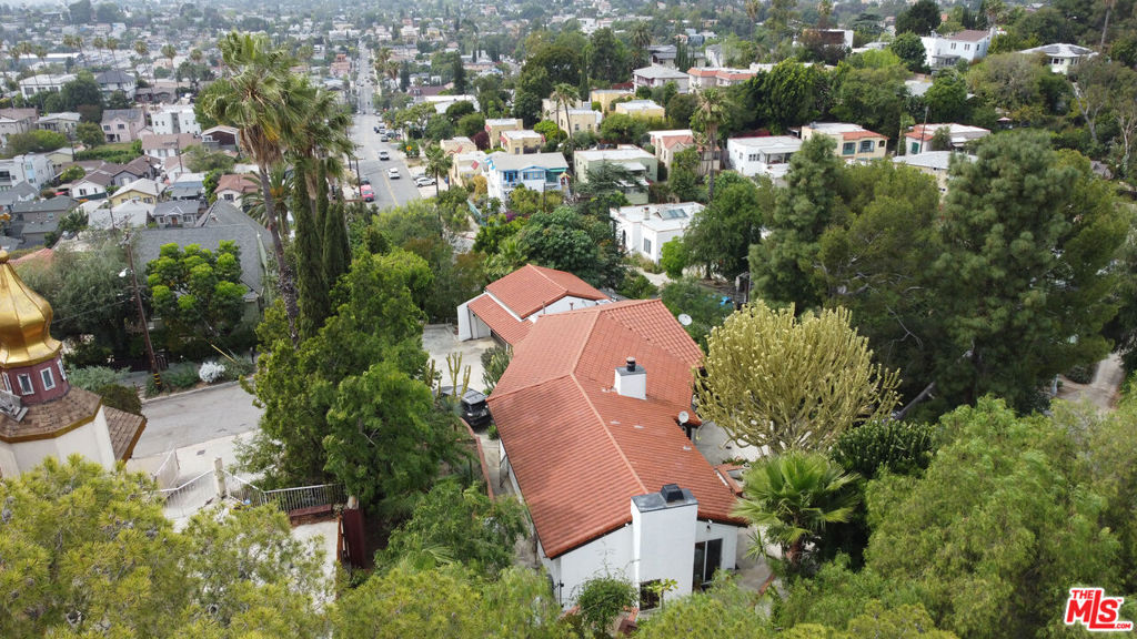 1458 Sutherland Street Property Photo 29