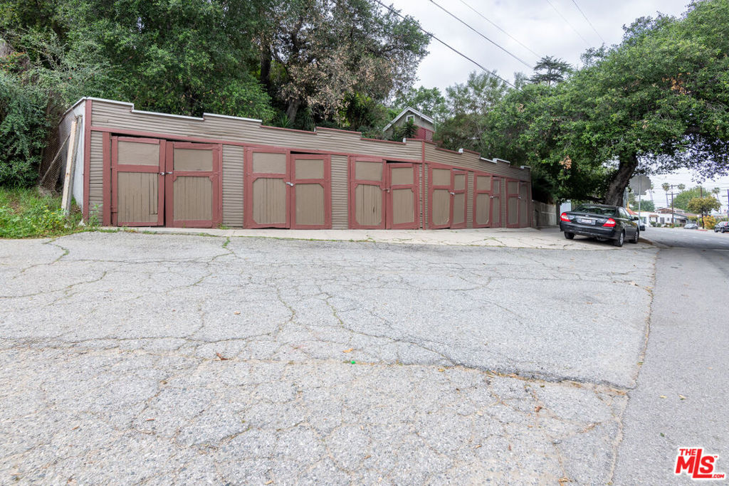1458 Sutherland Street Property Photo 34