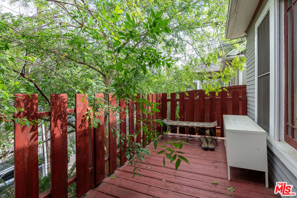 1458 Sutherland Street Property Photo 36