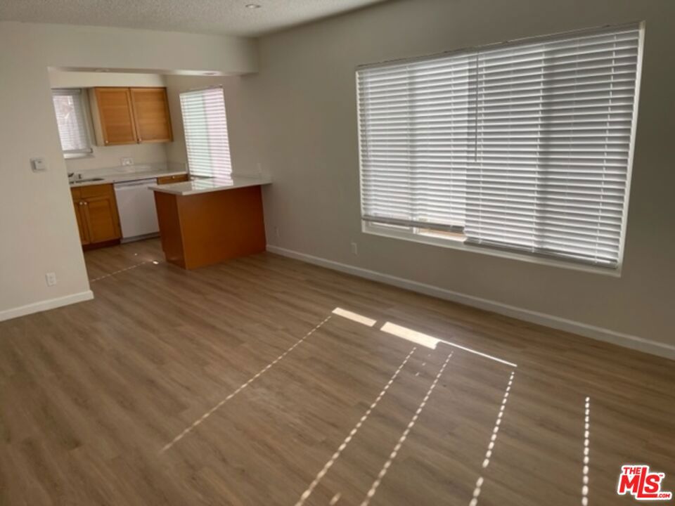 1419 Stanford Street Property Photo 19
