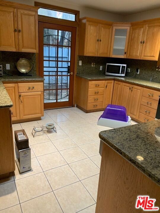 1419 Stanford Street Property Photo 45