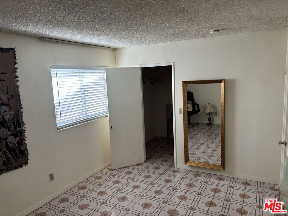 12520 Sanford Street Property Photo 9