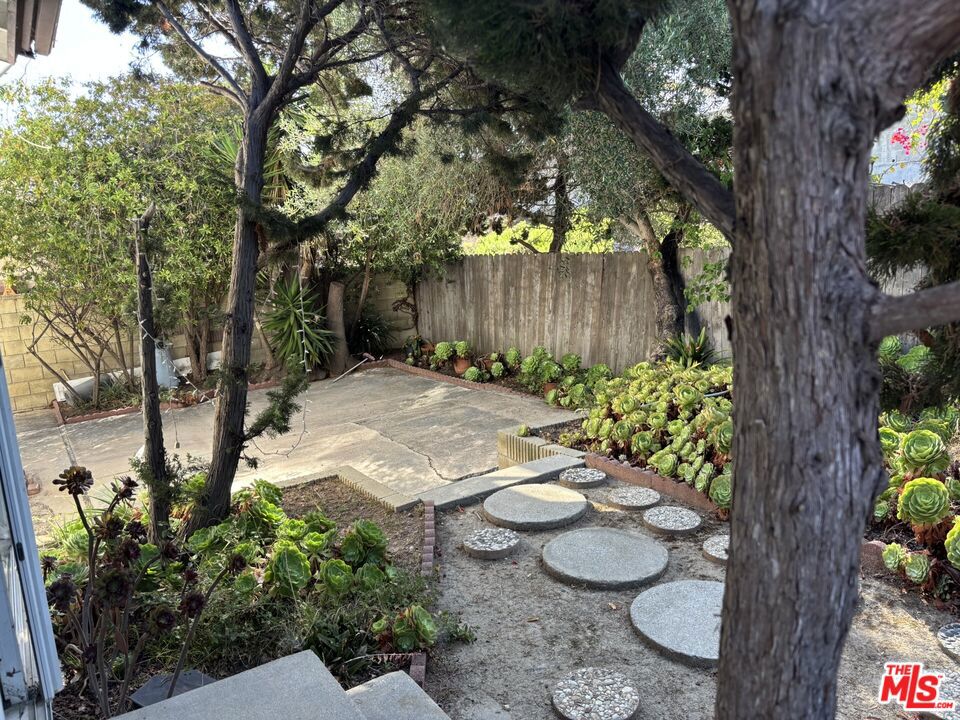 12520 Sanford Street Property Photo 20