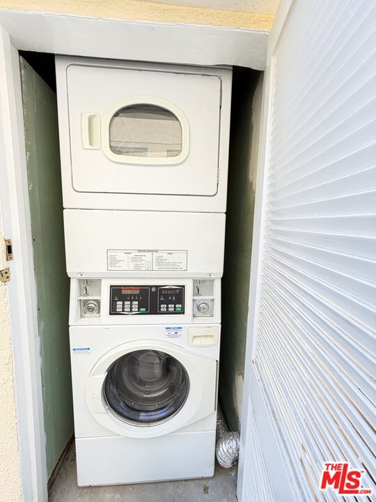 1312 1314 Devon Avenue 1314 Property Photo 11