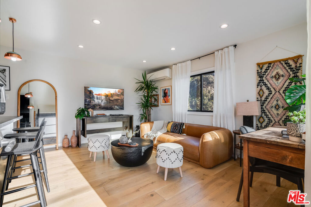 17 Sunset Avenue 4 Property Photo 2