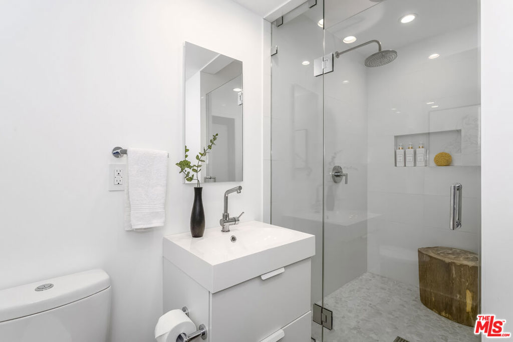 9834 Wanda Park Drive Property Photo 36
