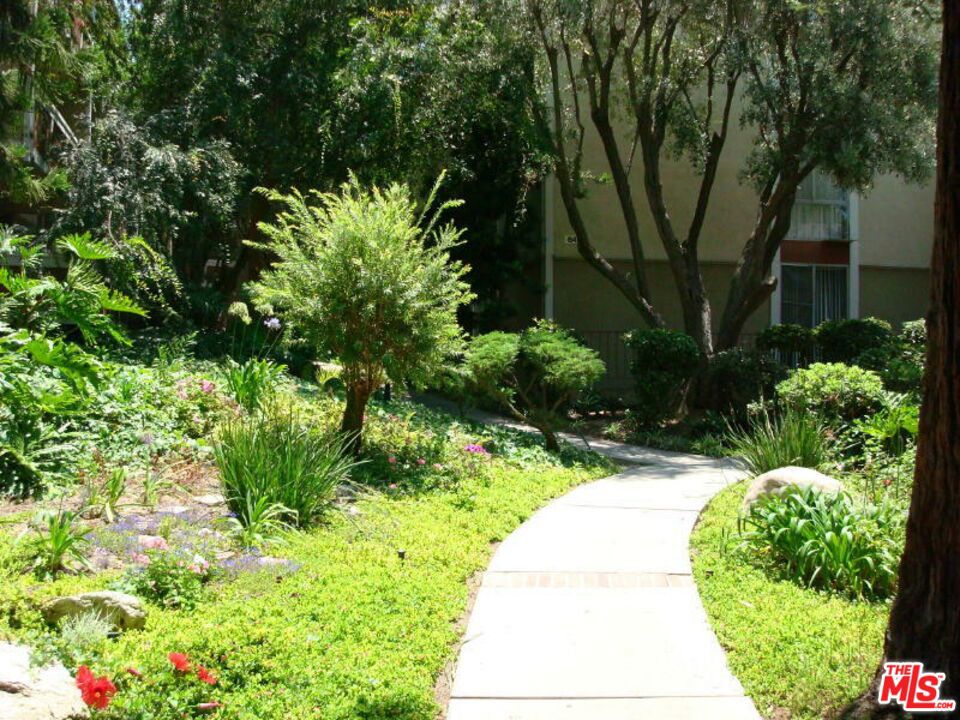6425 Green Valley Circle 300 Property Photo 29