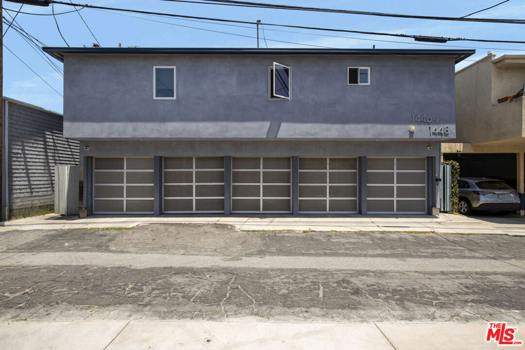 1446 Yale Street Property Photo 23