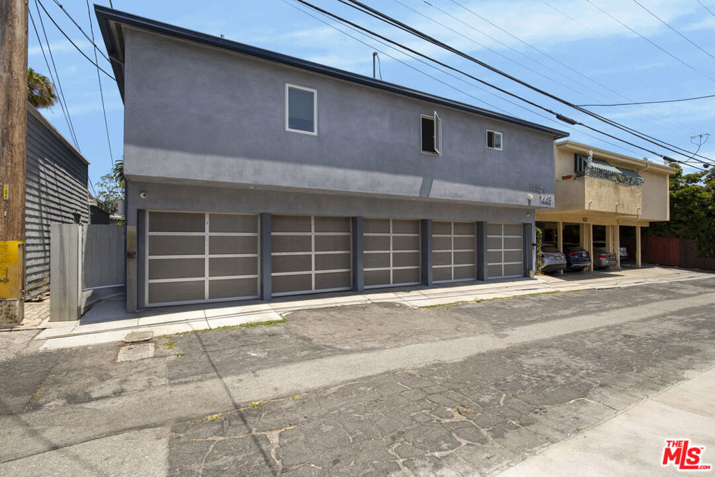 1446 Yale Street Property Photo 25