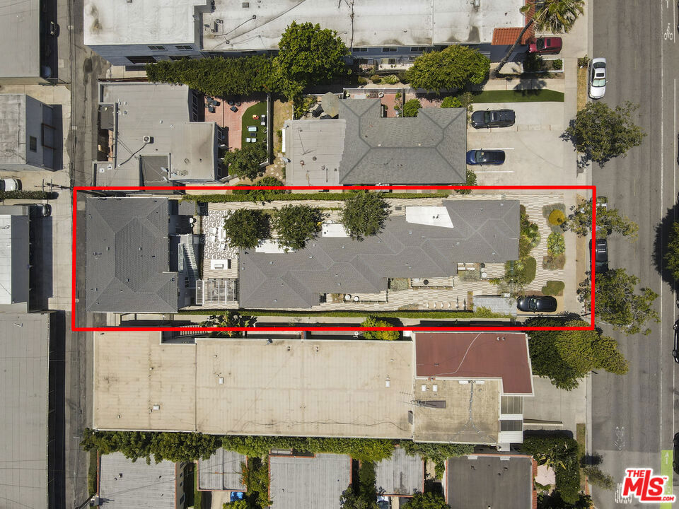 1446 Yale Street Property Photo 35