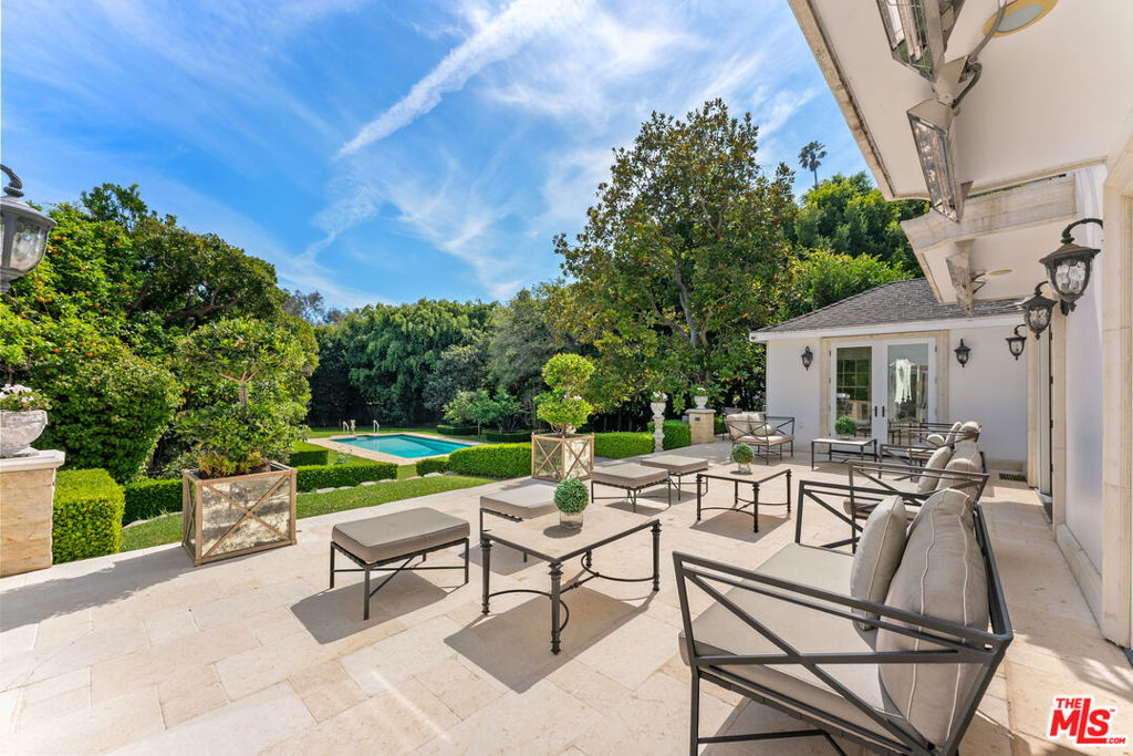 10914 Bellagio Road Property Photo 2