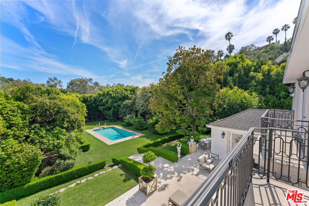 10914 Bellagio Road Property Photo 11