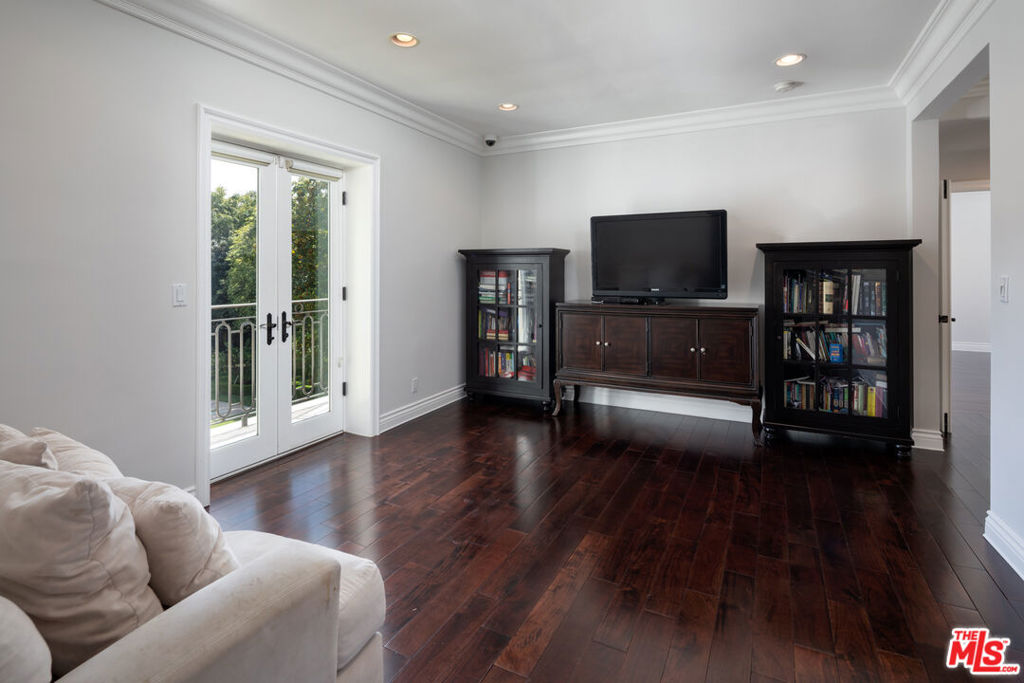 10914 Bellagio Road Property Photo 15