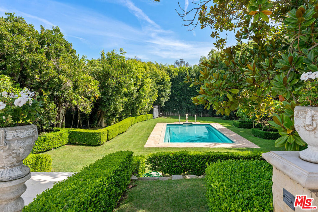 10914 Bellagio Road Property Photo 16