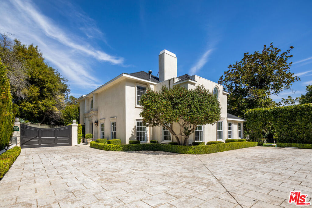 10914 Bellagio Road Property Photo 18