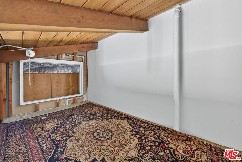 13217 Venice Boulevard Property Photo 18