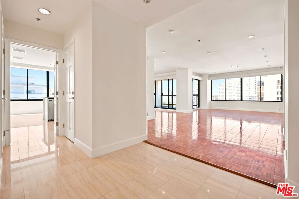 10724 Wilshire Boulevard 1104 Property Photo 14