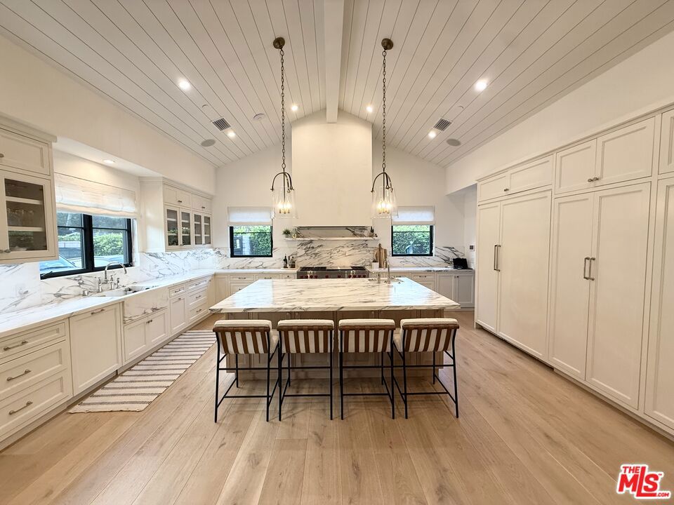 6025 Paseo Canyon Drive Property Photo 4
