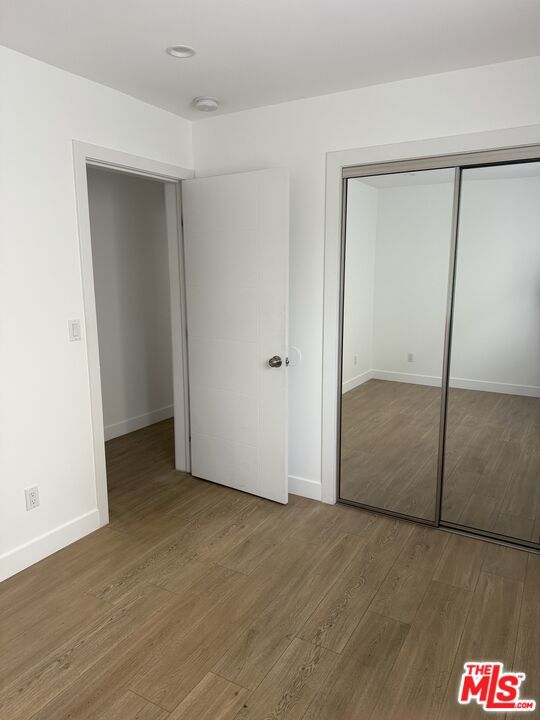 227 N Park View Street 1/2 Property Photo 11
