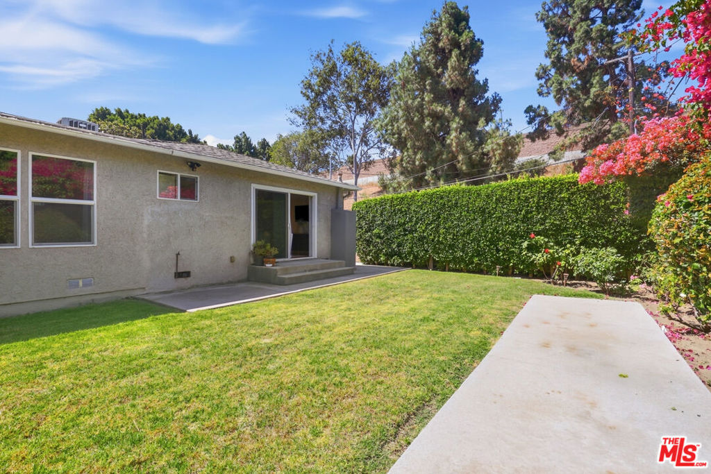 11521 Patom Drive Property Photo 16