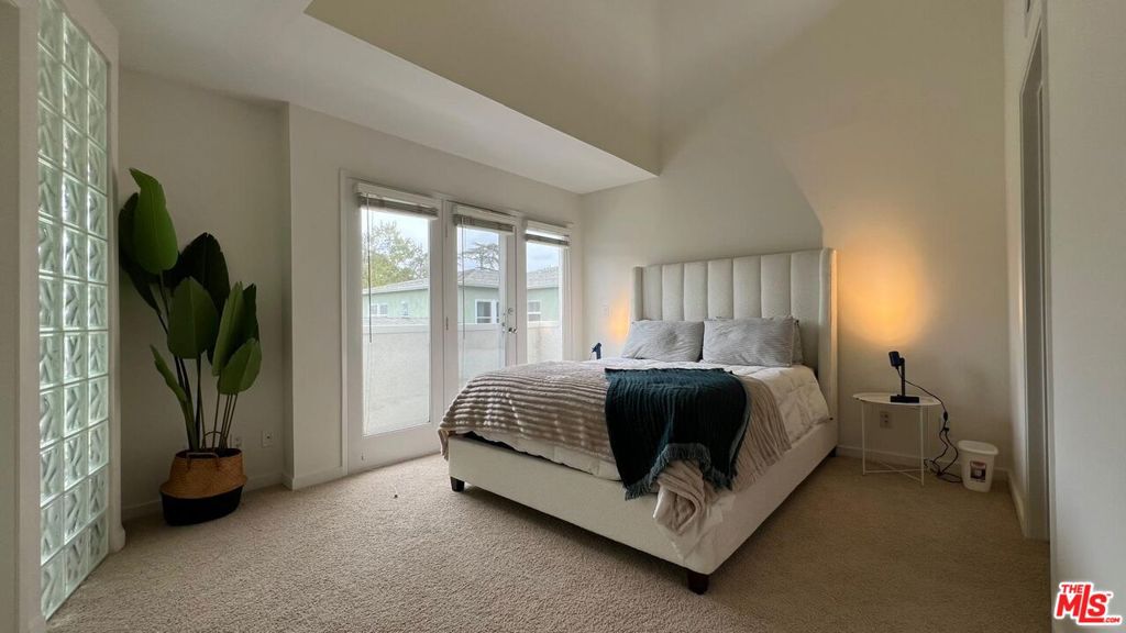 807 21st Street 3 Property Photo 32