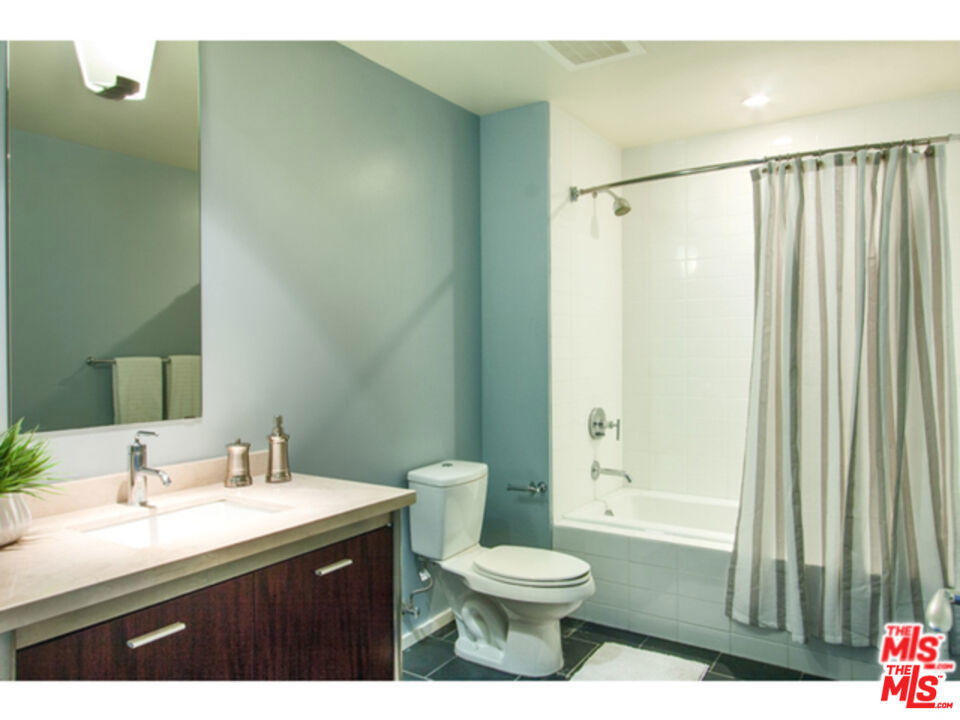 1155 S Grand Avenue 316 Property Photo 10