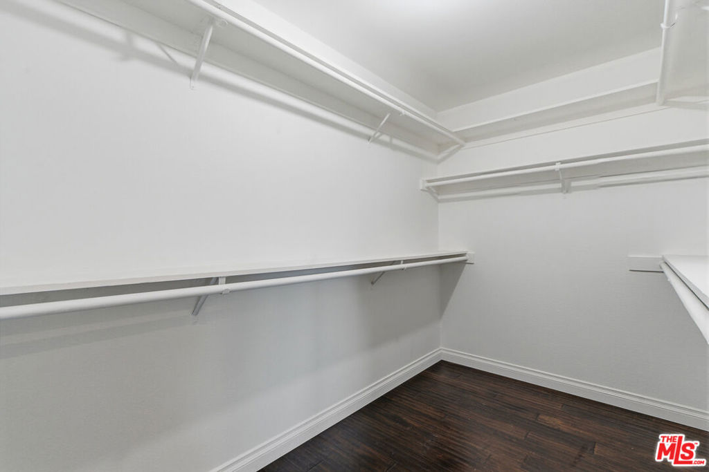 1301 Angelus Avenue Property Photo 27