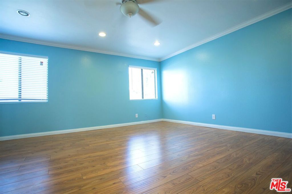 4365 Mclaughlin Avenue 14 Property Photo 16