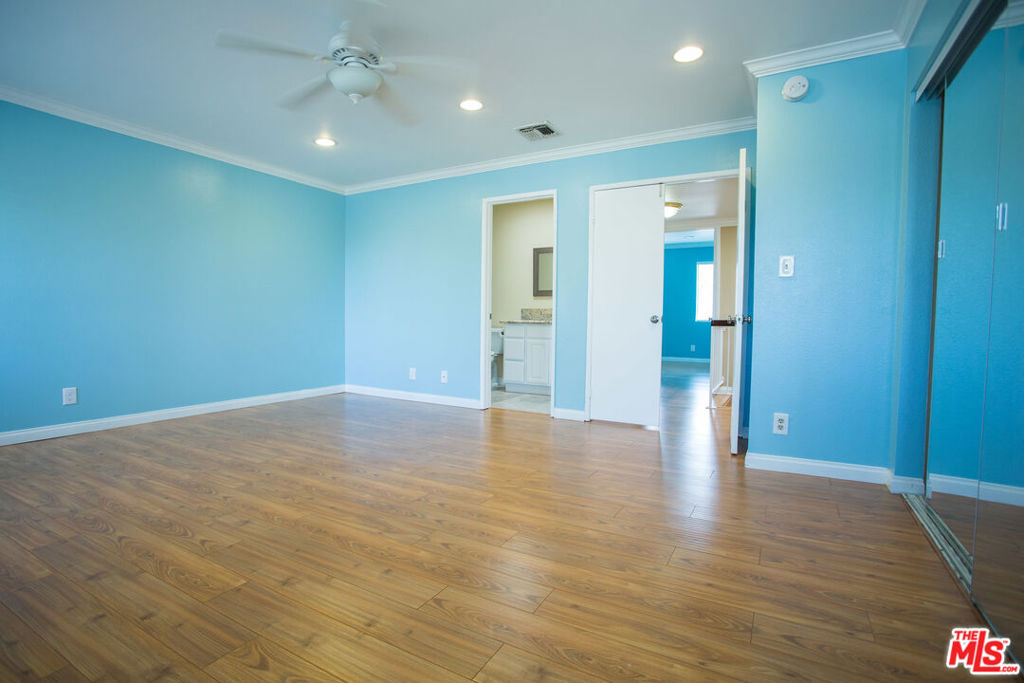 4365 Mclaughlin Avenue 14 Property Photo 17