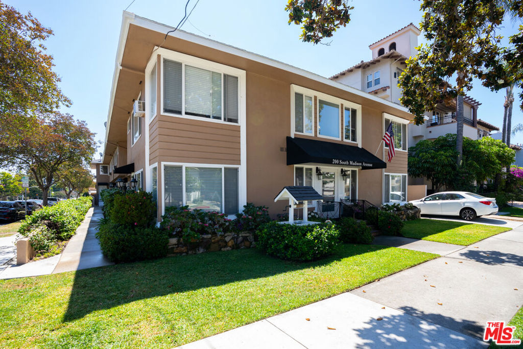 200 S Madison Avenue Property Photo 1