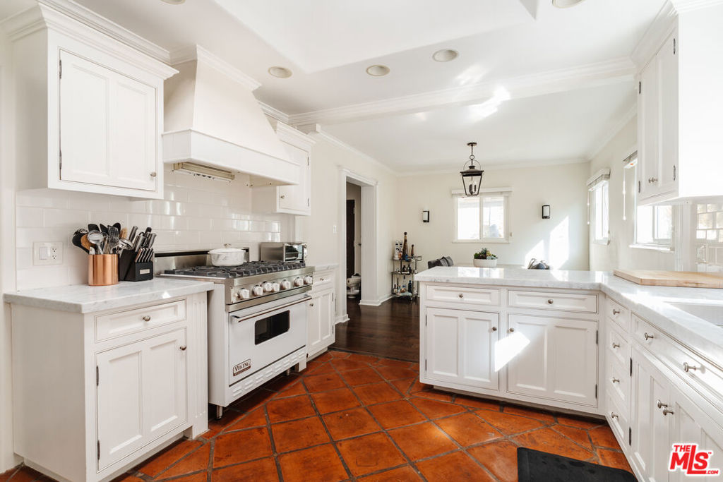 6636 Colgate Avenue Property Photo 12