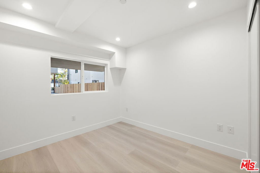 5651 Case Avenue Property Photo 11