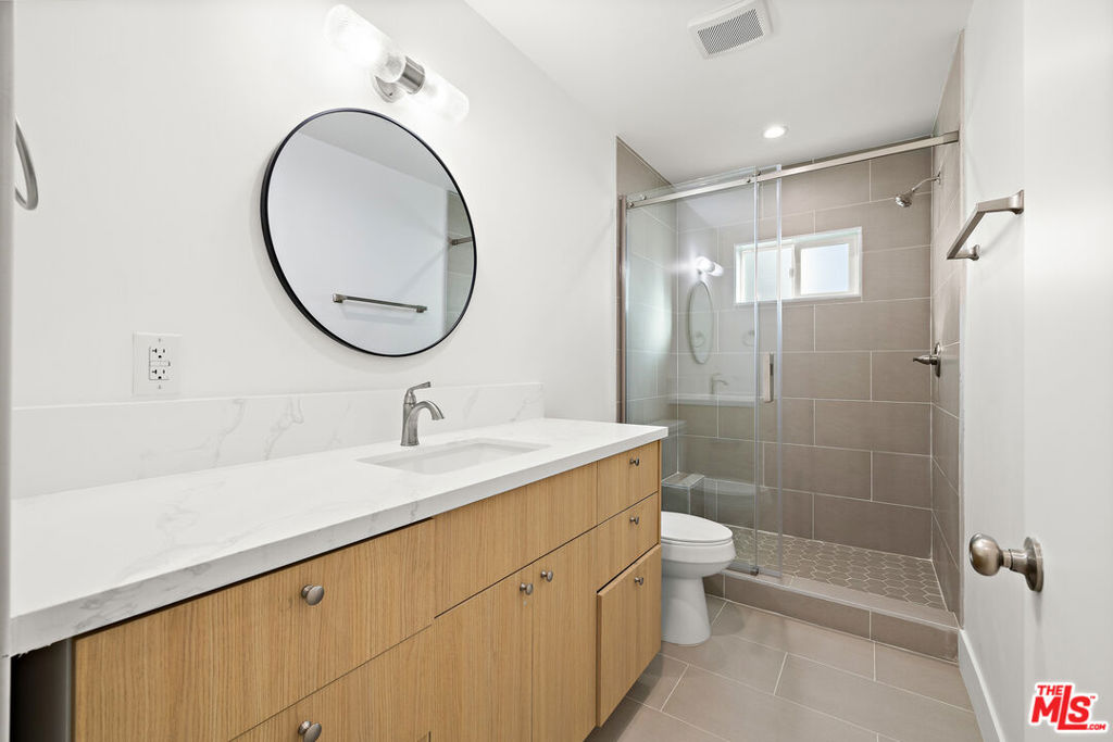 5651 Case Avenue Property Photo 26