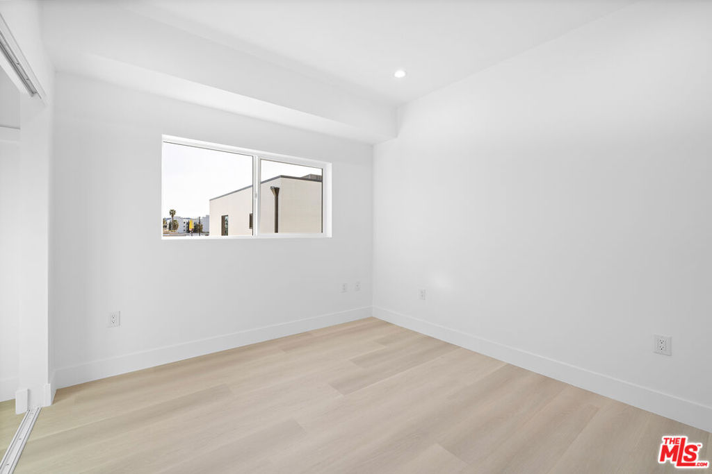 5651 Case Avenue Property Photo 28