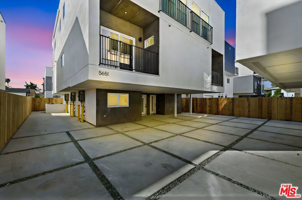 5651 Case Avenue Property Photo 42