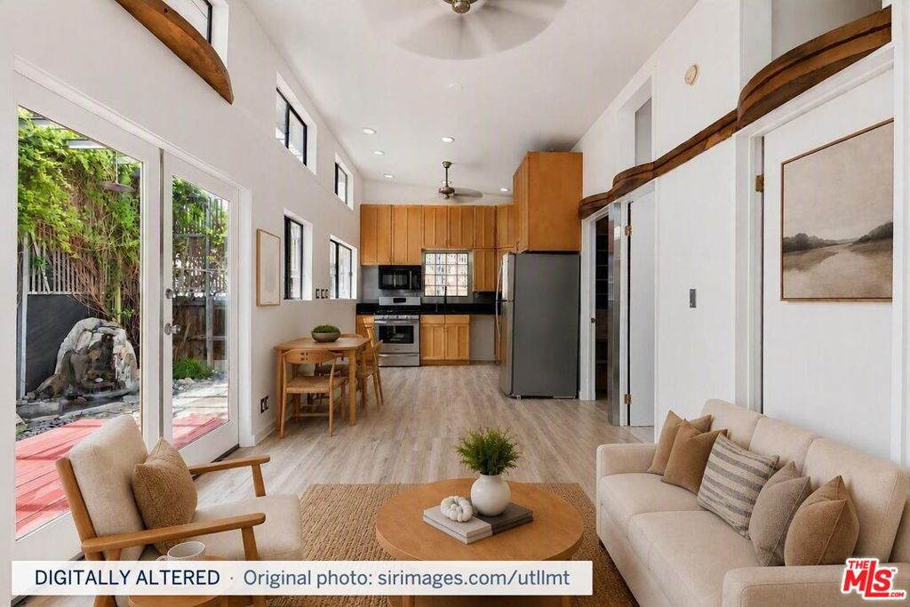 2416 Walnut Avenue Property Photo 1