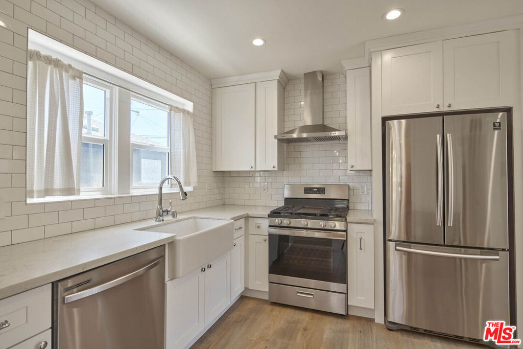 2904 W 81st Street Property Photo 13