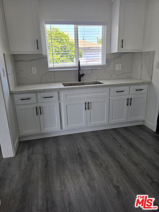 4145 Via San Luis Property Photo 8