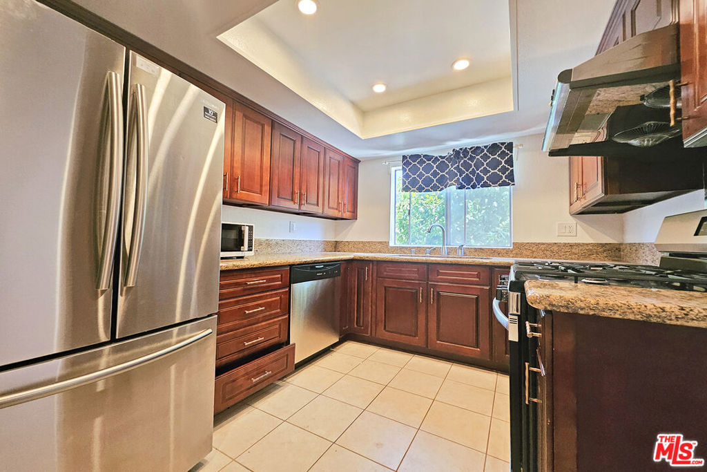 1454 E Orange Grove Boulevard 1 Property Photo 13