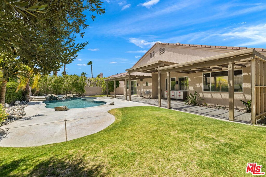 3411 Circulo San Sorrento Road Property Photo 17