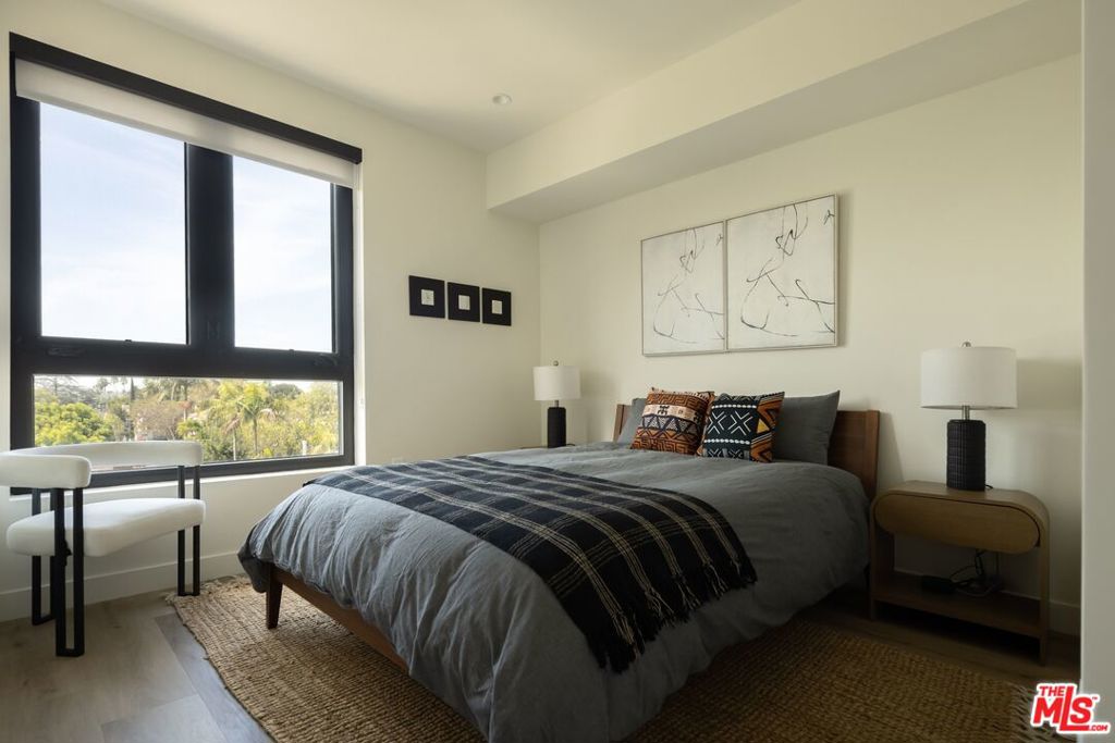 1110 S Spaulding Avenue 204 Property Photo 13