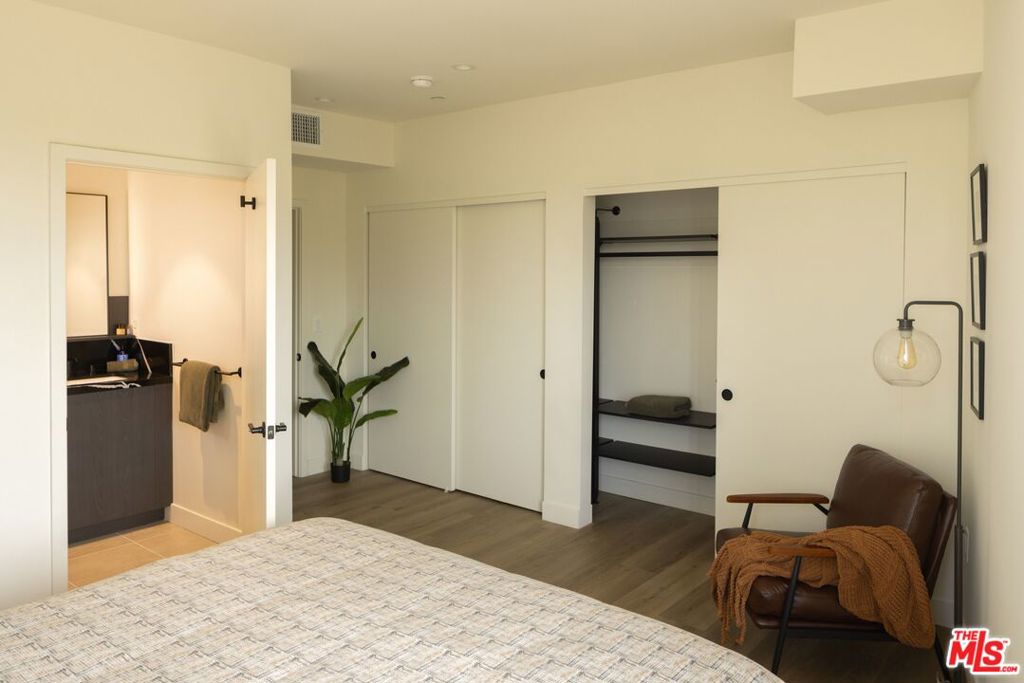 1110 S Spaulding Avenue 204 Property Photo 16