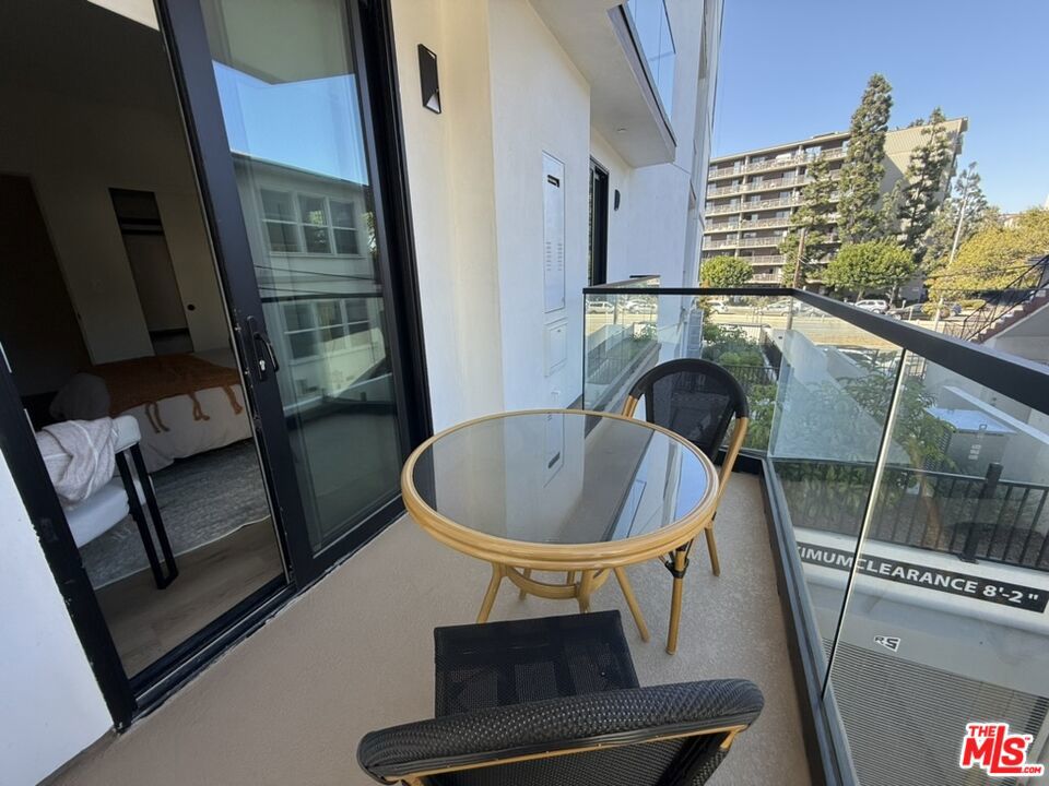 1110 S Spaulding Avenue 204 Property Photo 17