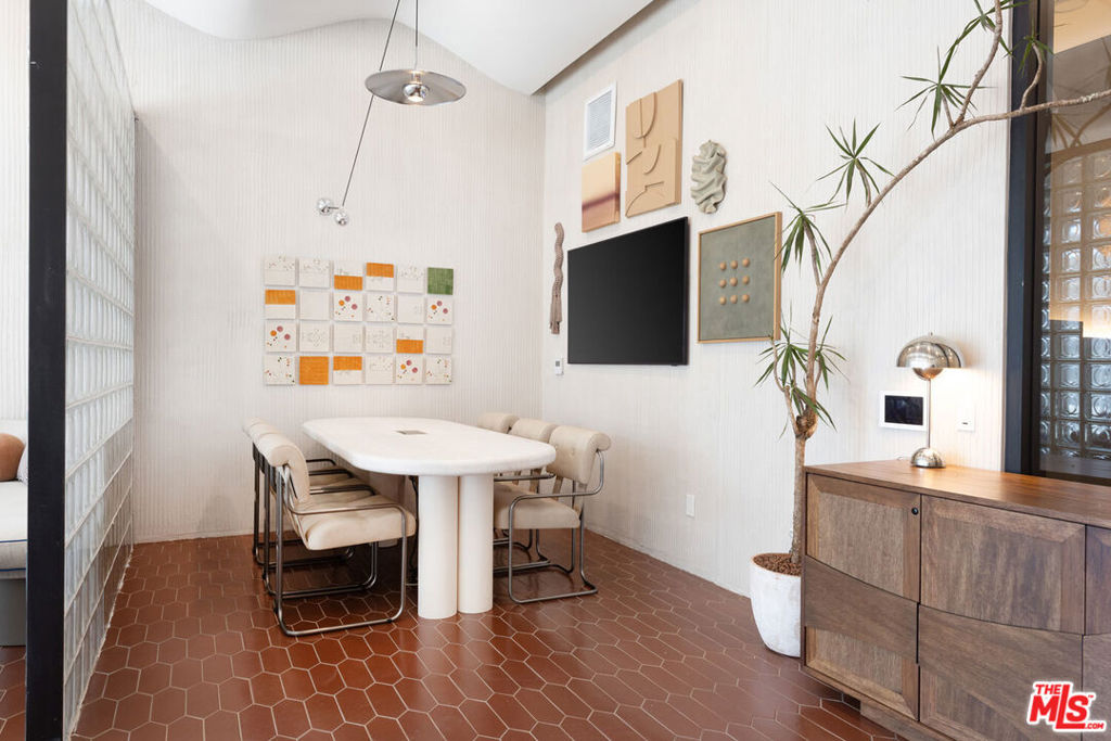 7617 Santa Monica Boulevard 304 Property Photo 24