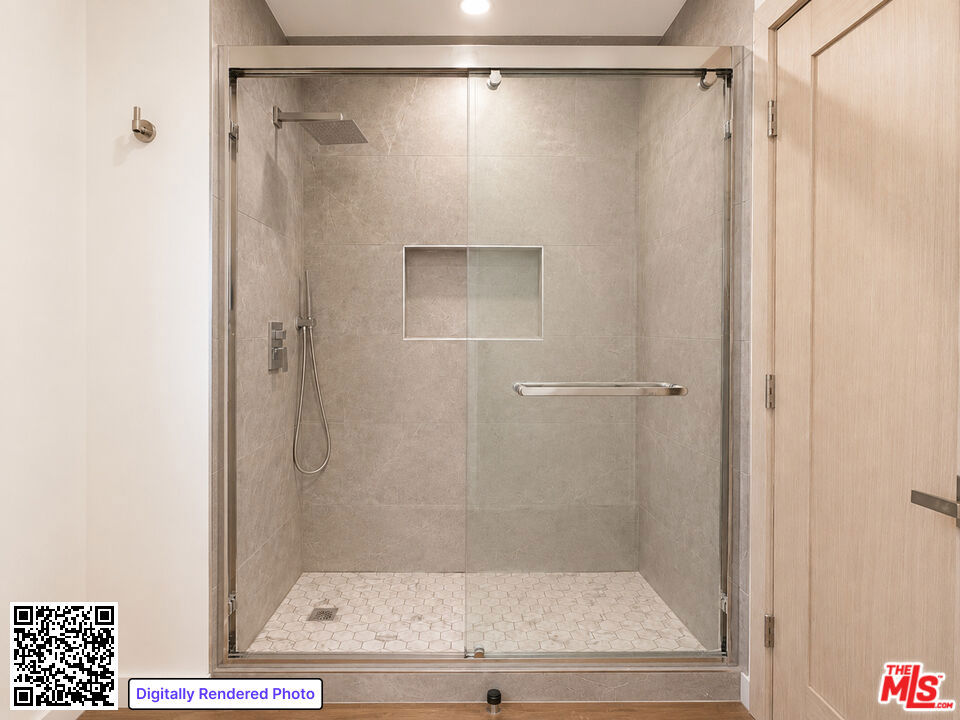 2449 N Beachwood Drive 11 Property Photo 10